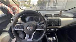 نيسان فيرسا